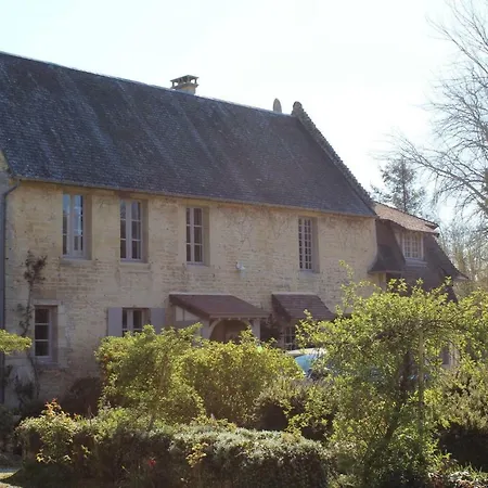 Le Vieux Moulin *